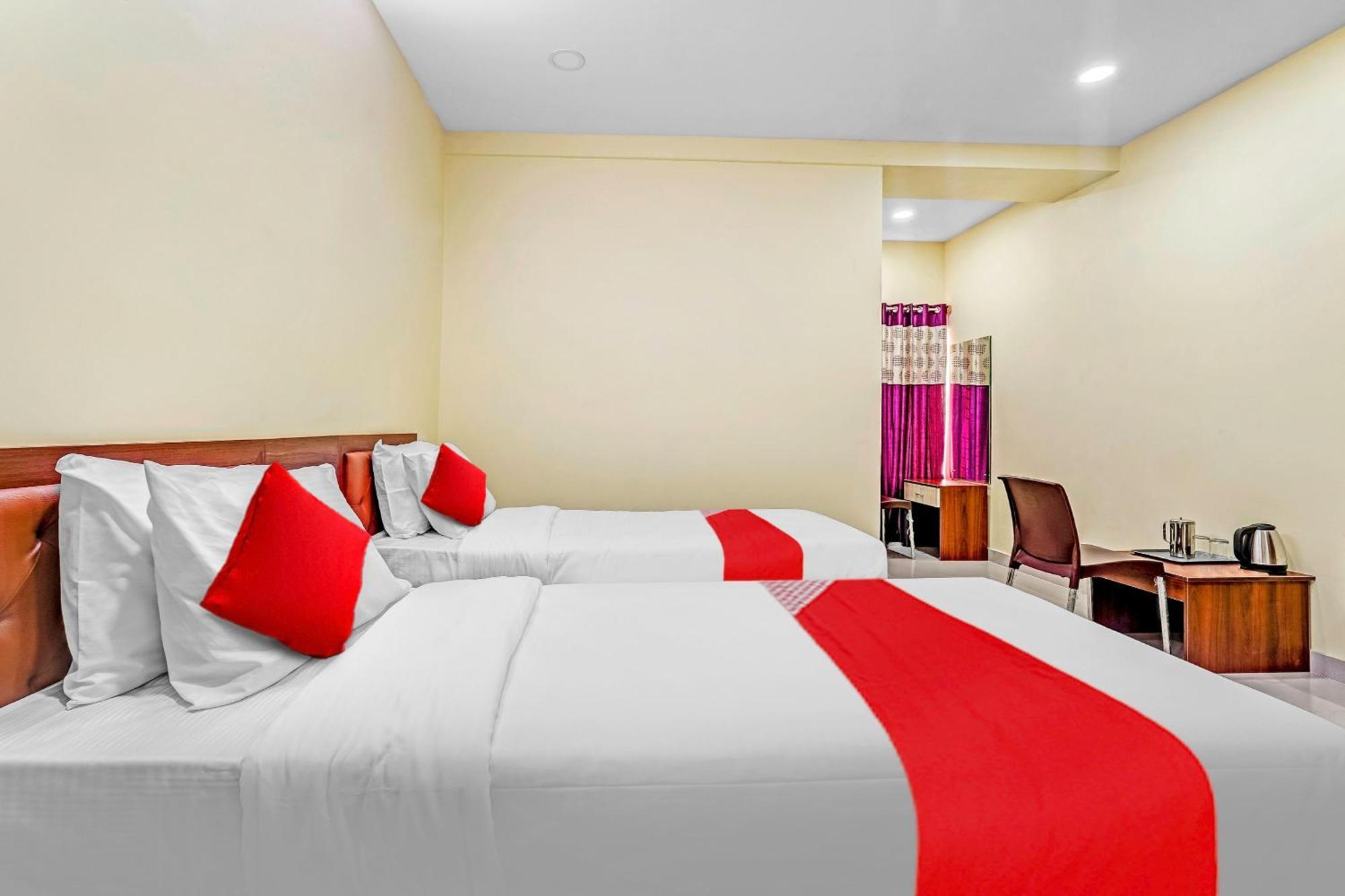 Oyo Flagship Hotel Ayodhya Bangalore Exterior foto